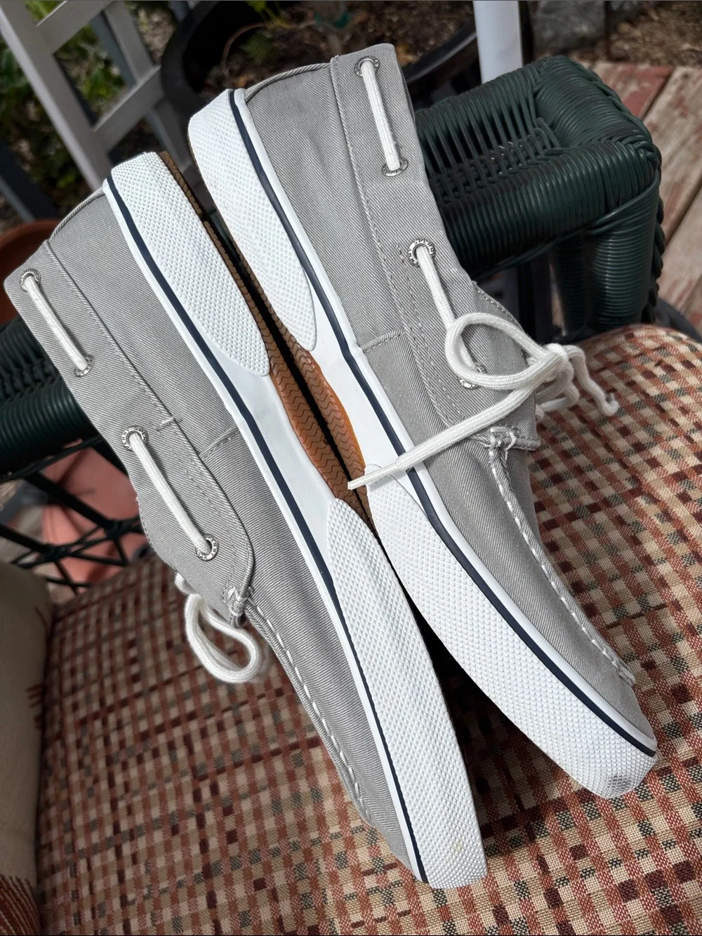Sperry casual canvas